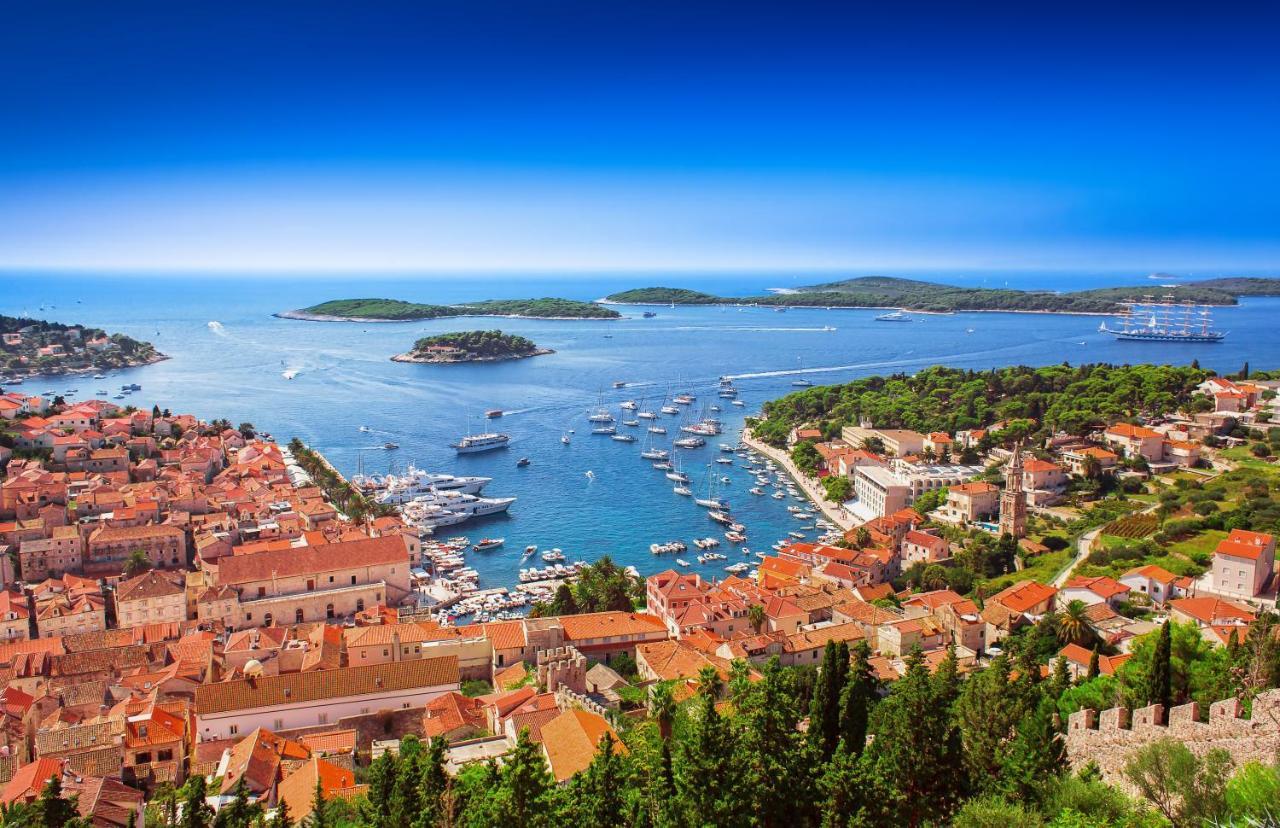 Beach Bay Hvar Hotel Hvar Town Exterior photo