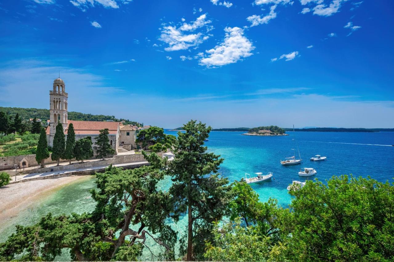 Beach Bay Hvar Hotel Hvar Town Exterior photo